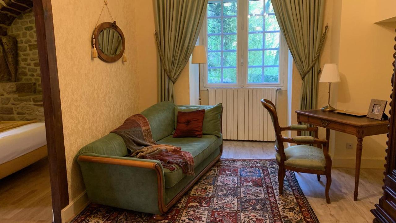 Le Moulin Du Boisset Bed & Breakfast Saint-Denis-les-Martel ภายนอก รูปภาพ