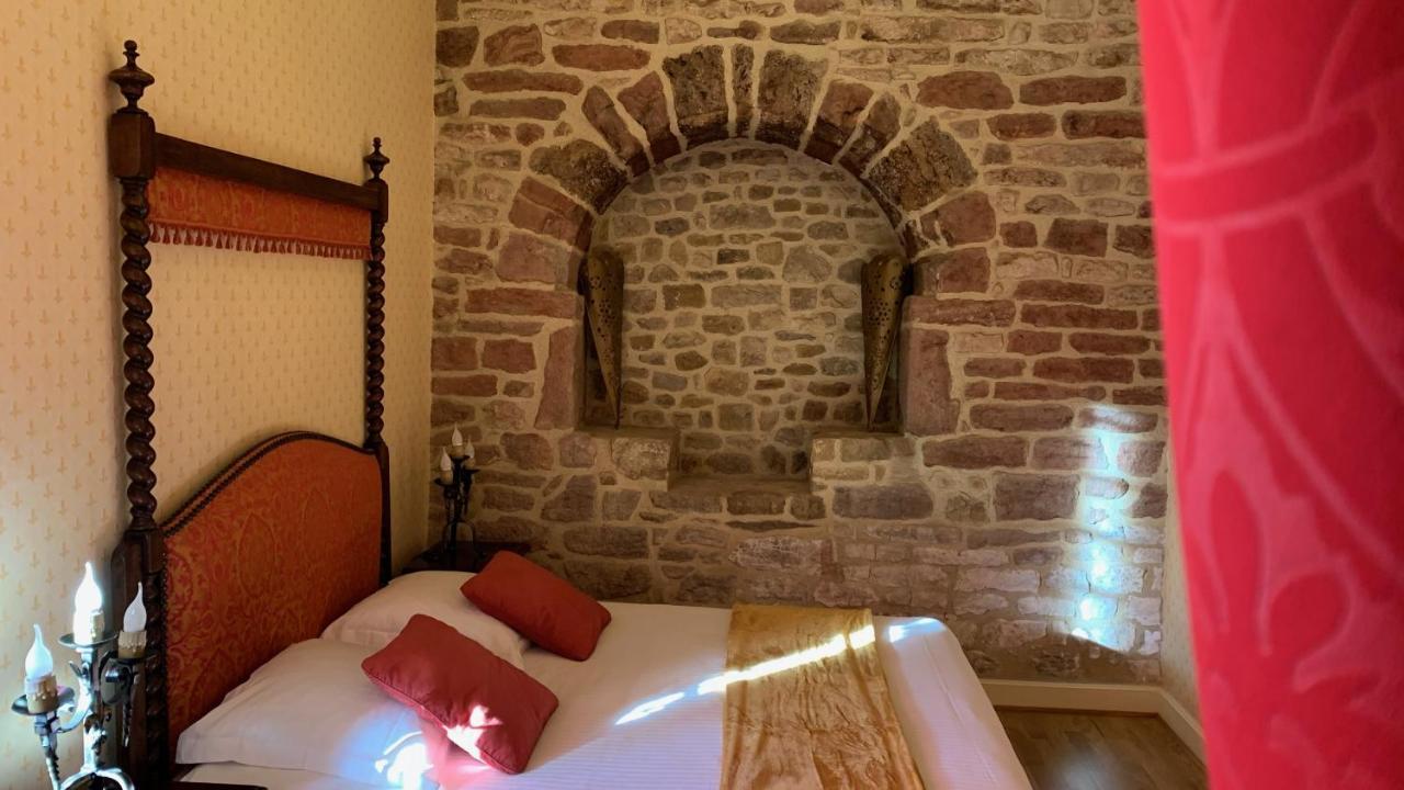 Le Moulin Du Boisset Bed & Breakfast Saint-Denis-les-Martel ภายนอก รูปภาพ