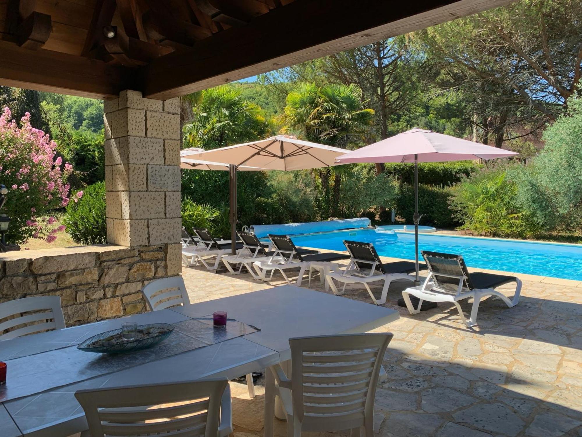 Le Moulin Du Boisset Bed & Breakfast Saint-Denis-les-Martel ภายนอก รูปภาพ