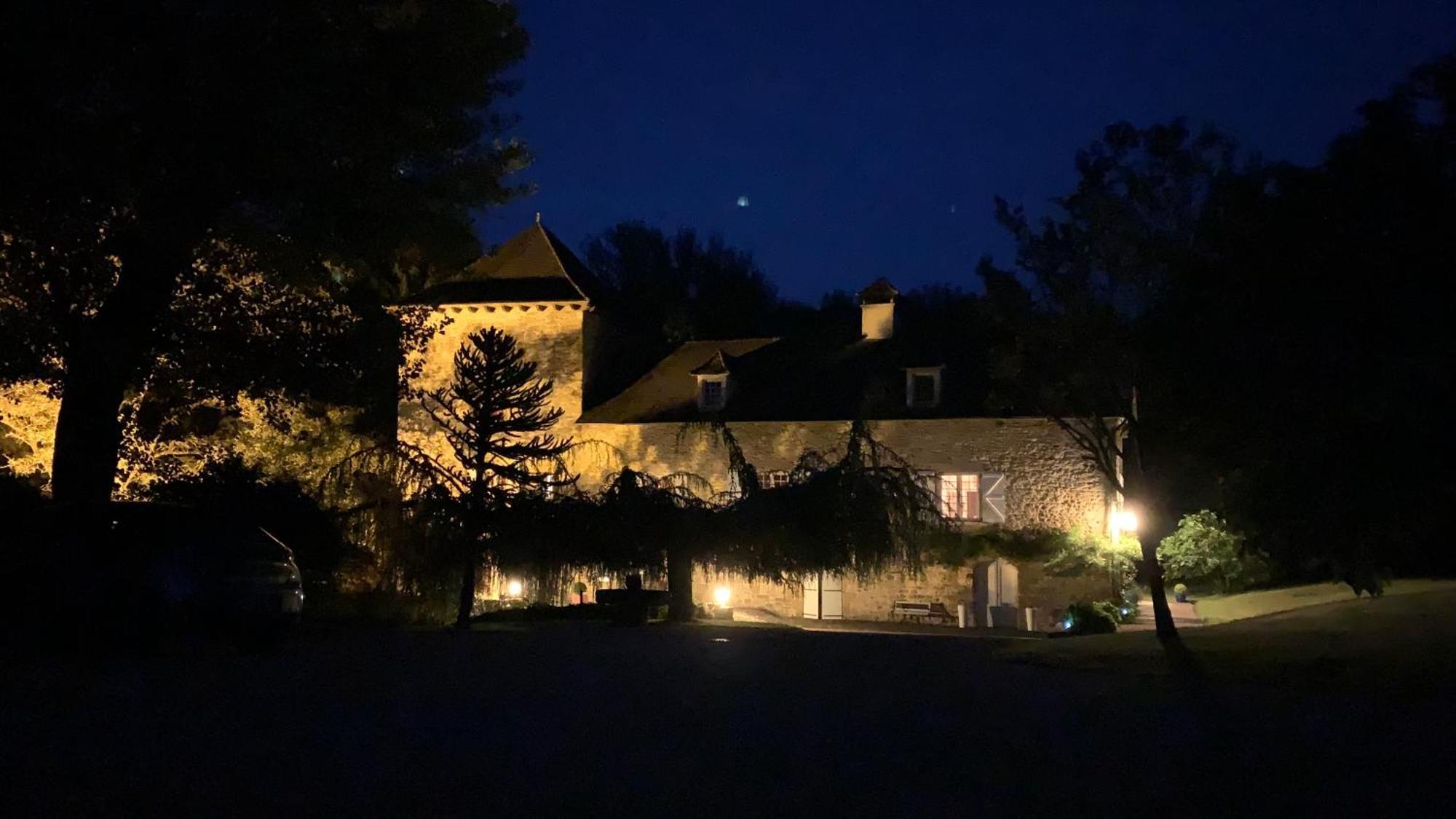 Le Moulin Du Boisset Bed & Breakfast Saint-Denis-les-Martel ภายนอก รูปภาพ